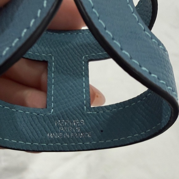 Hermes Teal Leather Cuff Bracelet - Picture 3 of 3